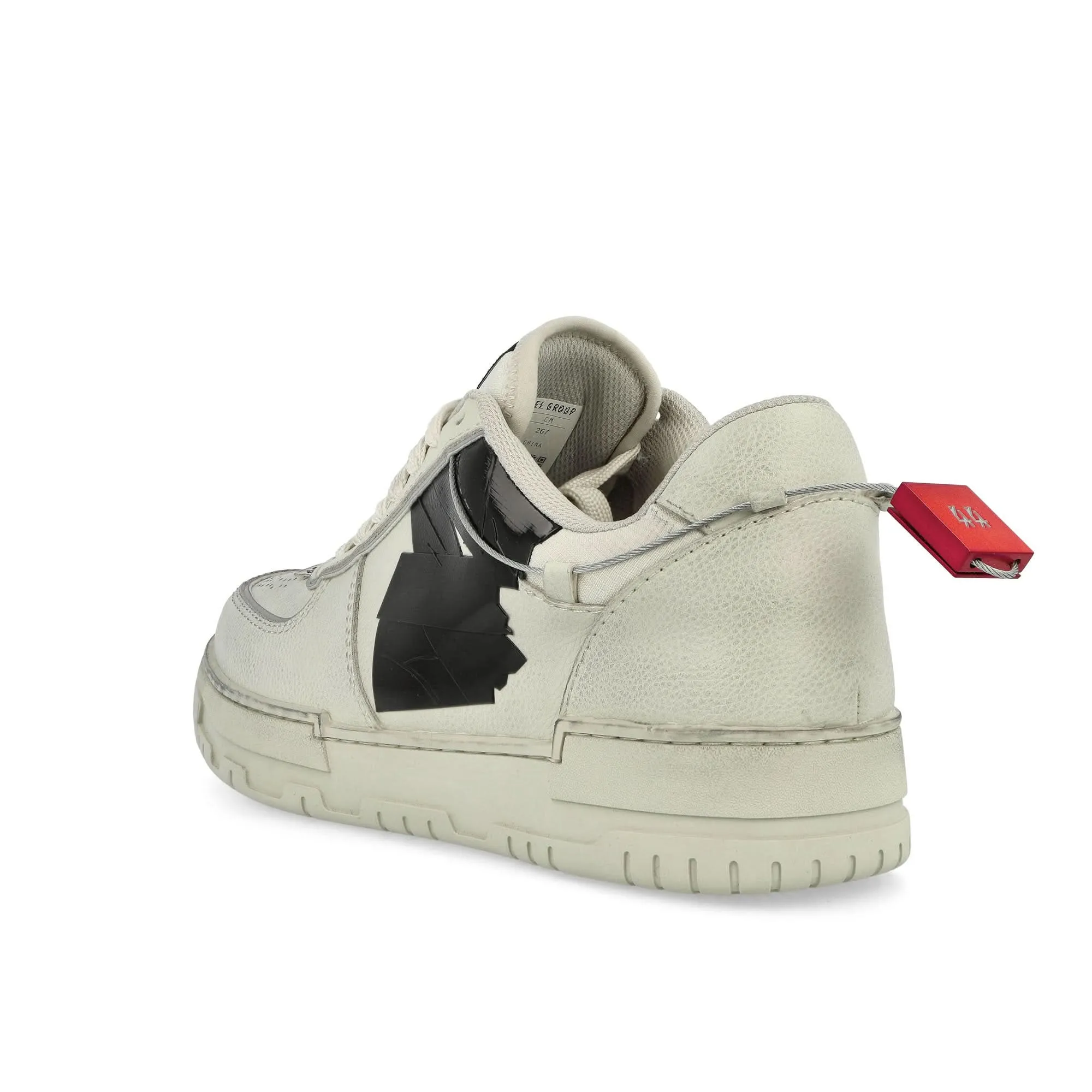 Avril Sneaker