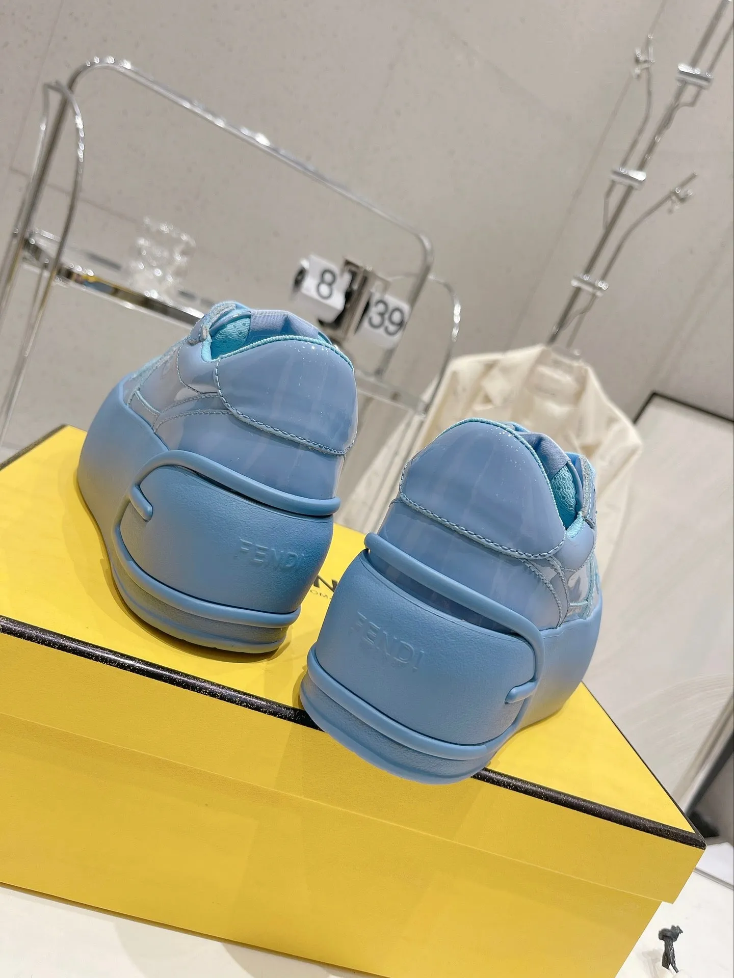 FENDI IN BLUE Trackable LOW-TOP CERULEAN TRAINER CALFSKIN Shipping guarantee FENDI