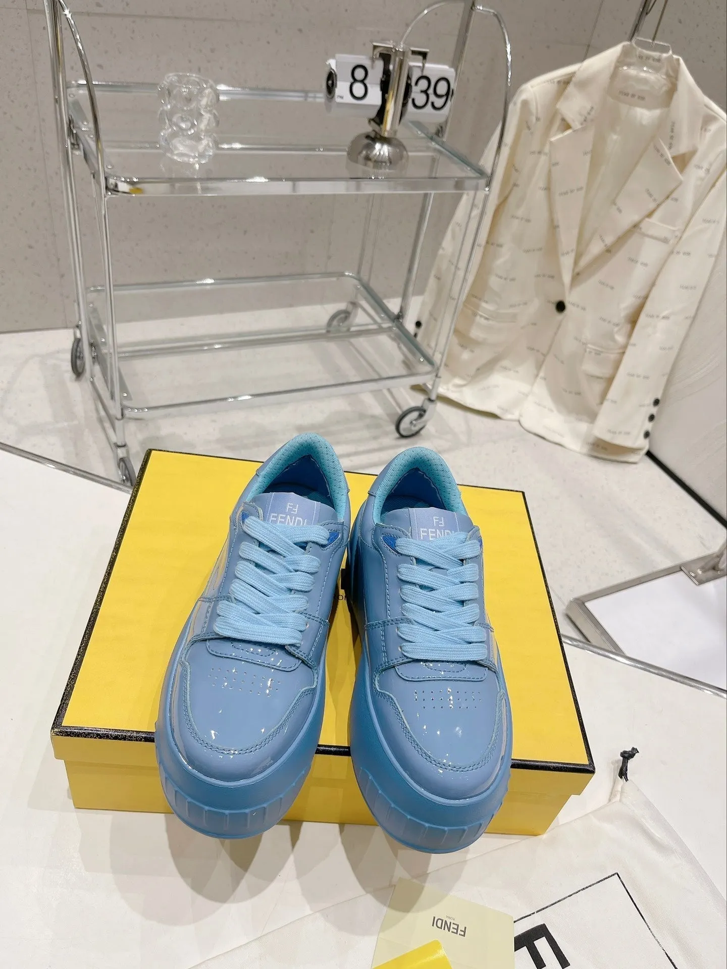 FENDI IN BLUE Trackable LOW-TOP CERULEAN TRAINER CALFSKIN Shipping guarantee FENDI