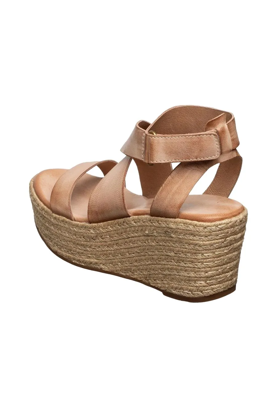 Hadley Wedge, Make Up