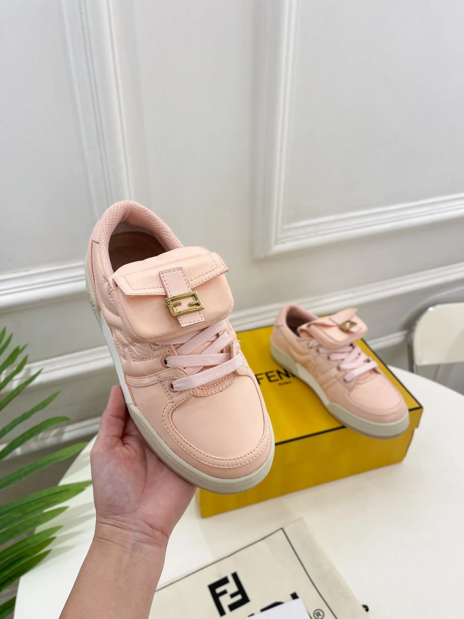 IN LAMBSKIN LIGHT TRAINER Only available now PINK SNEAKER FENDI VR-enabled FENDI