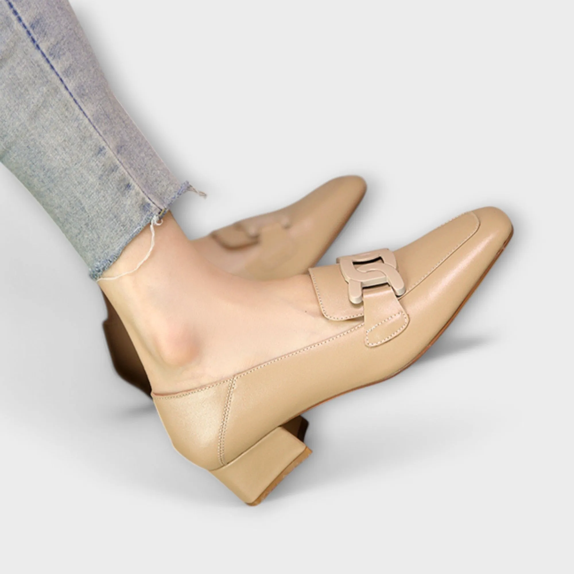 Loafers – Deadline-driven Slashed prices Monika