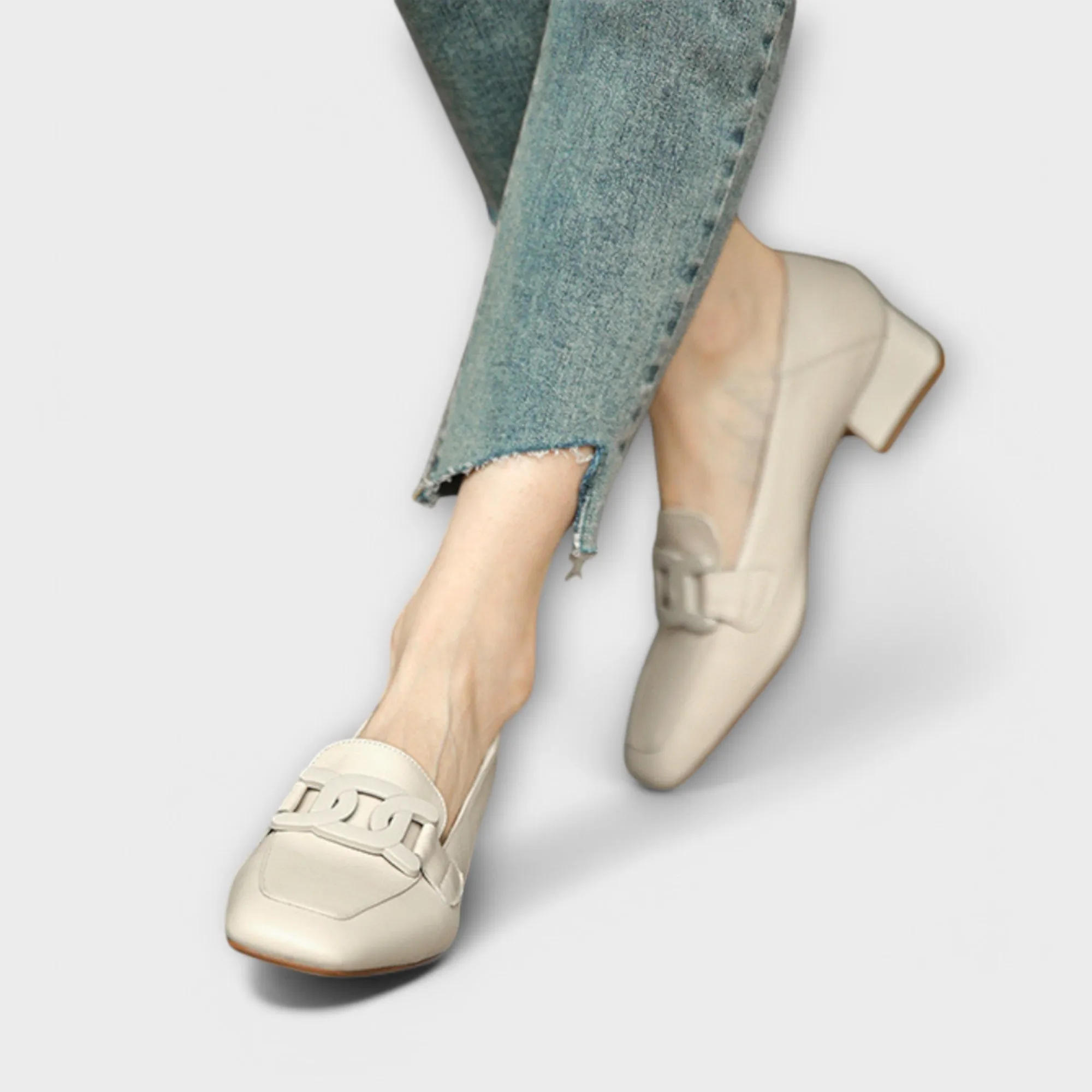 Loafers – Deadline-driven Slashed prices Monika