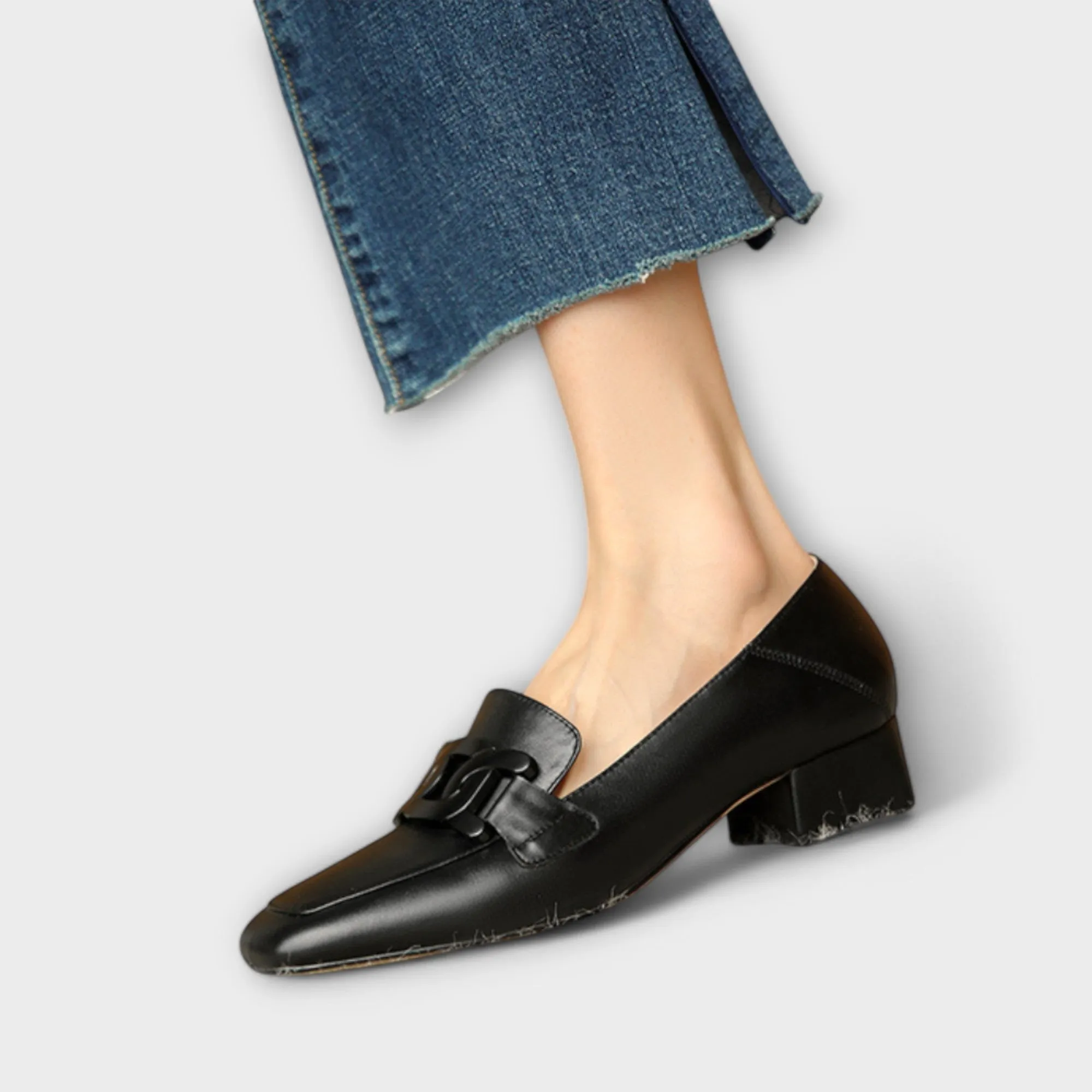 Loafers – Deadline-driven Slashed prices Monika