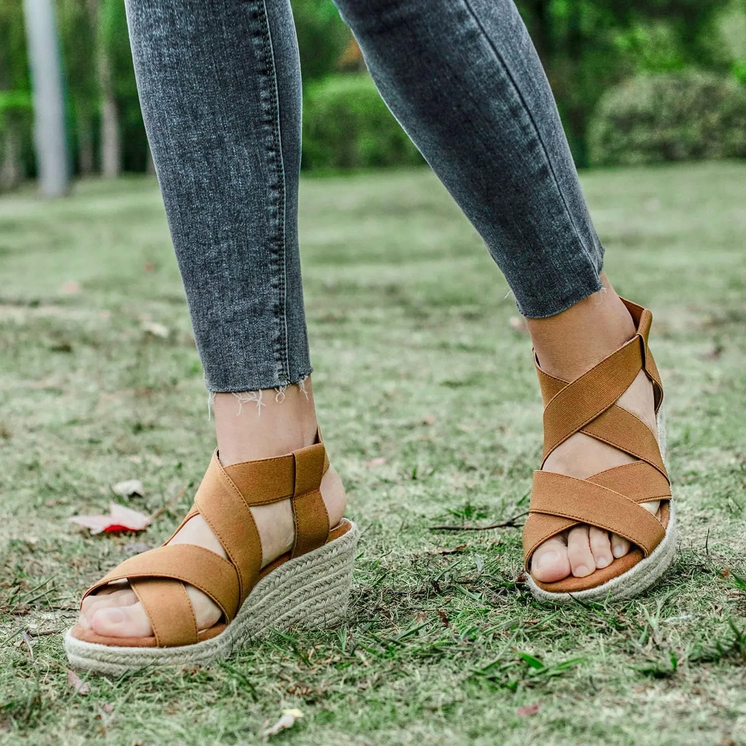 Luoika Women's Wide Width Wedge Sandals, Platform Ankle Strap Open Toe Espadrille Wedge Pump Heel Women's Sandals Concise Casual Summer Shoes.