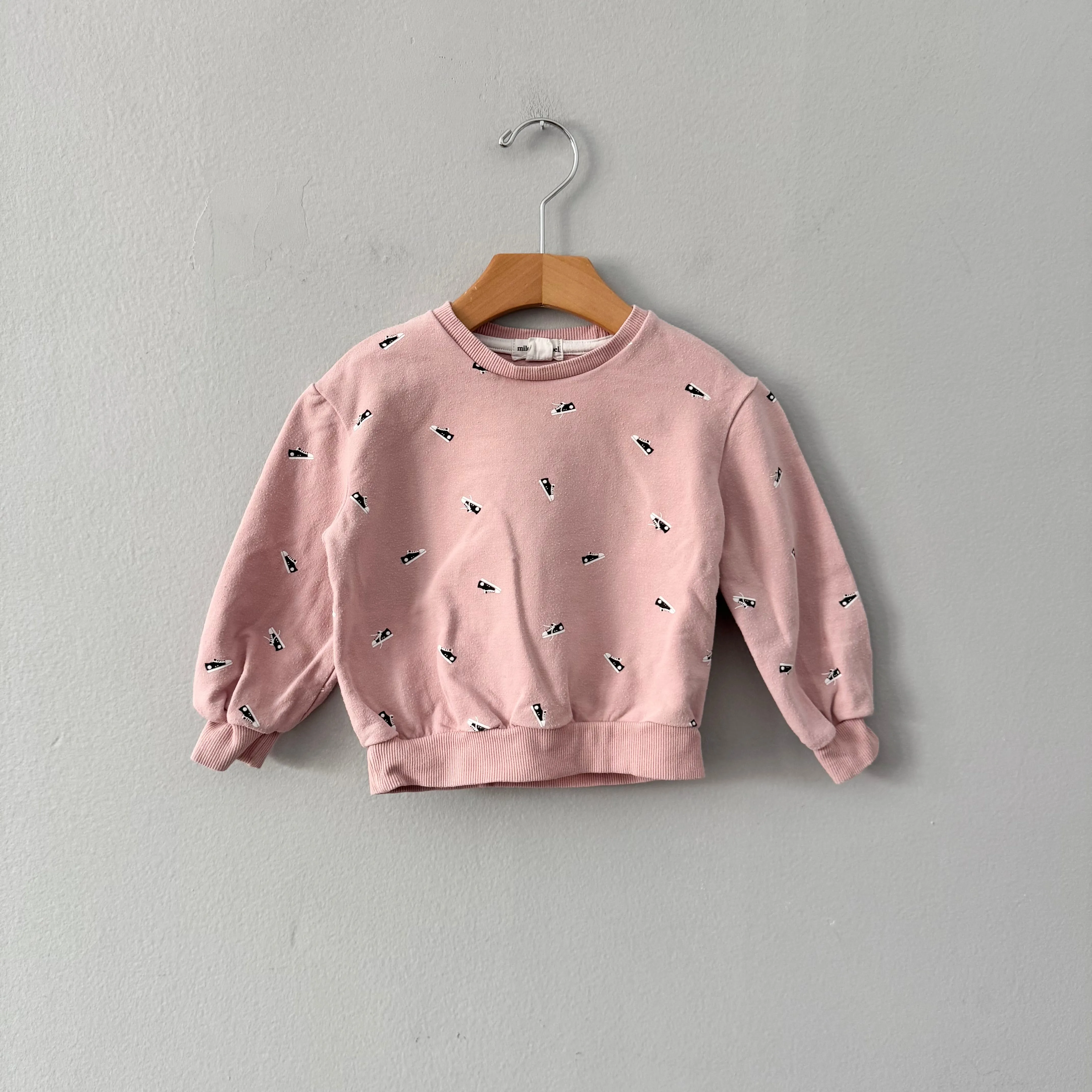 Miles the label / Pink x sneaker sweatshirt / 18M