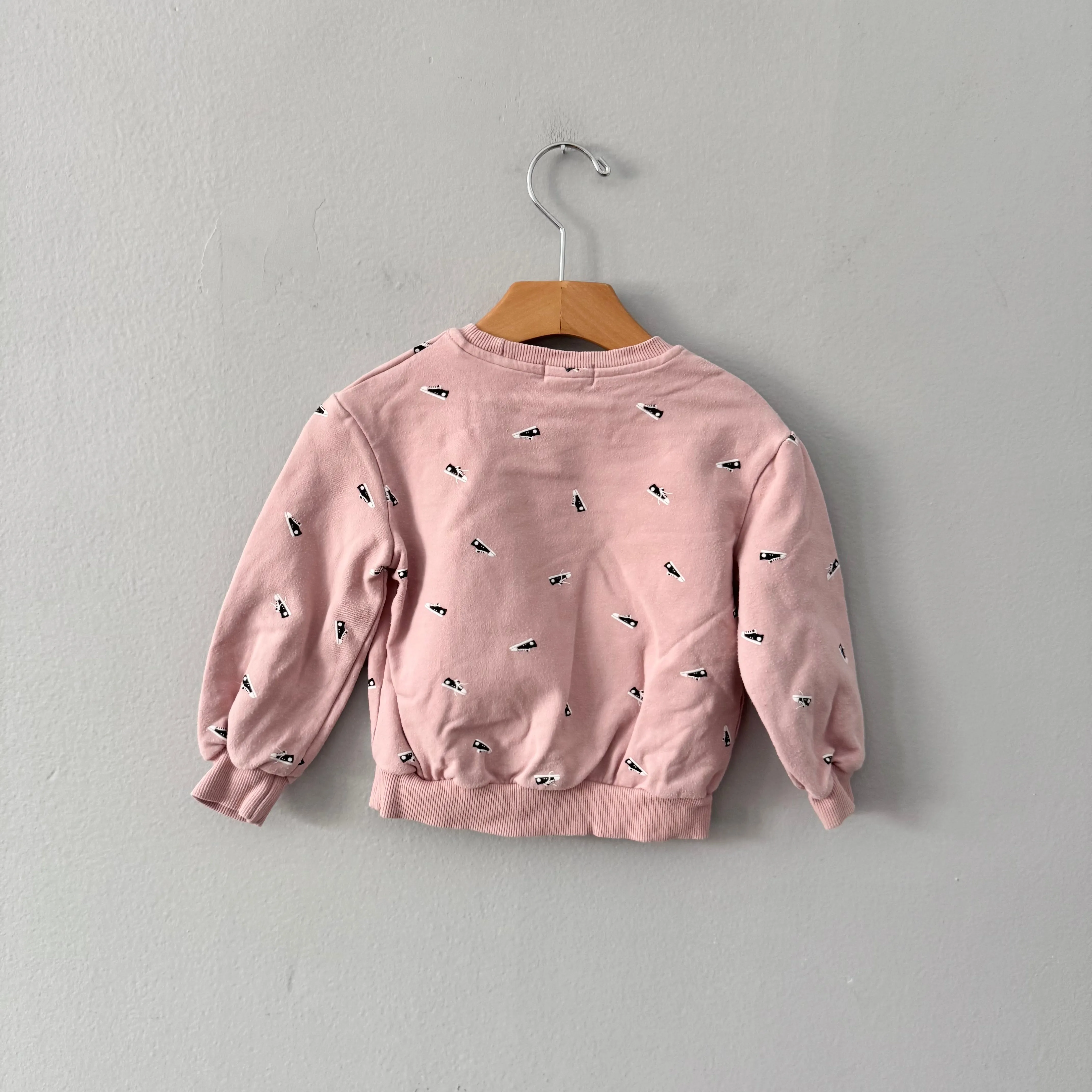 Miles the label / Pink x sneaker sweatshirt / 18M