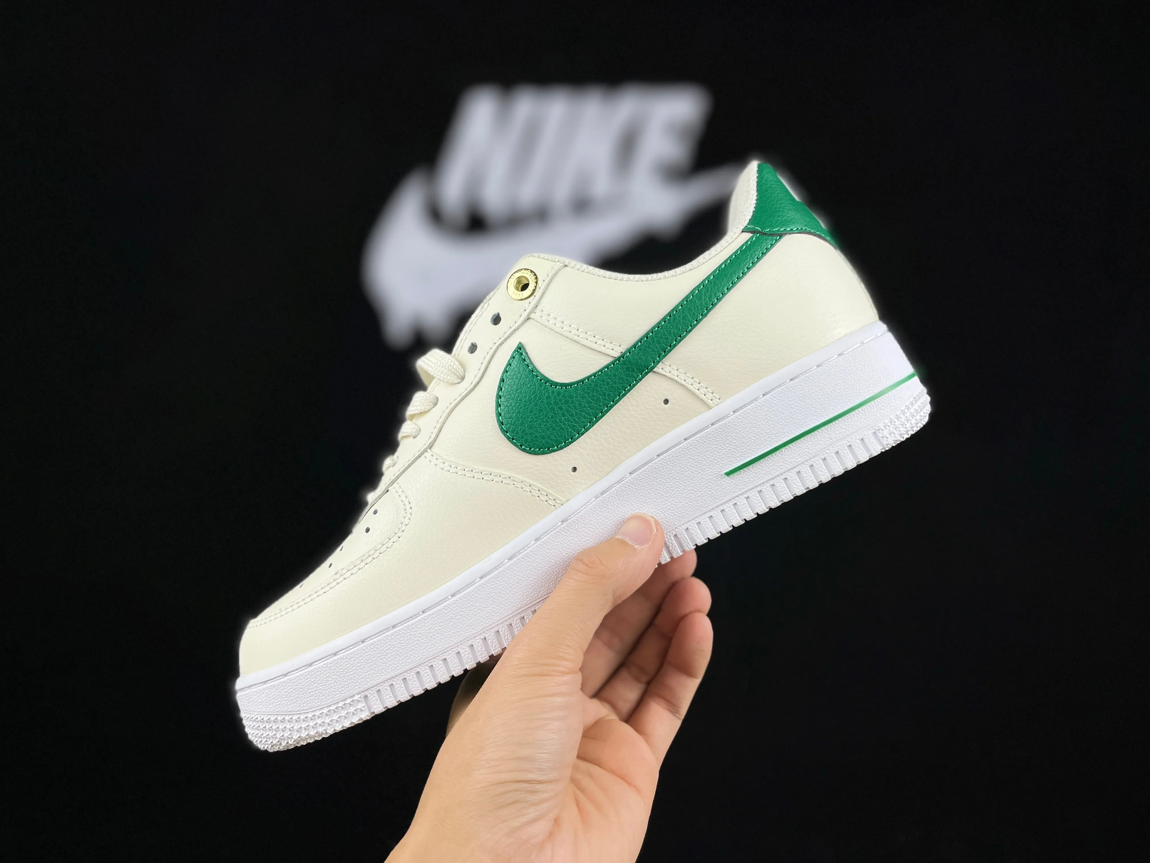 NIKE AIR 1 Holiday markdown "Light Green" FORCE Hot-ticket item