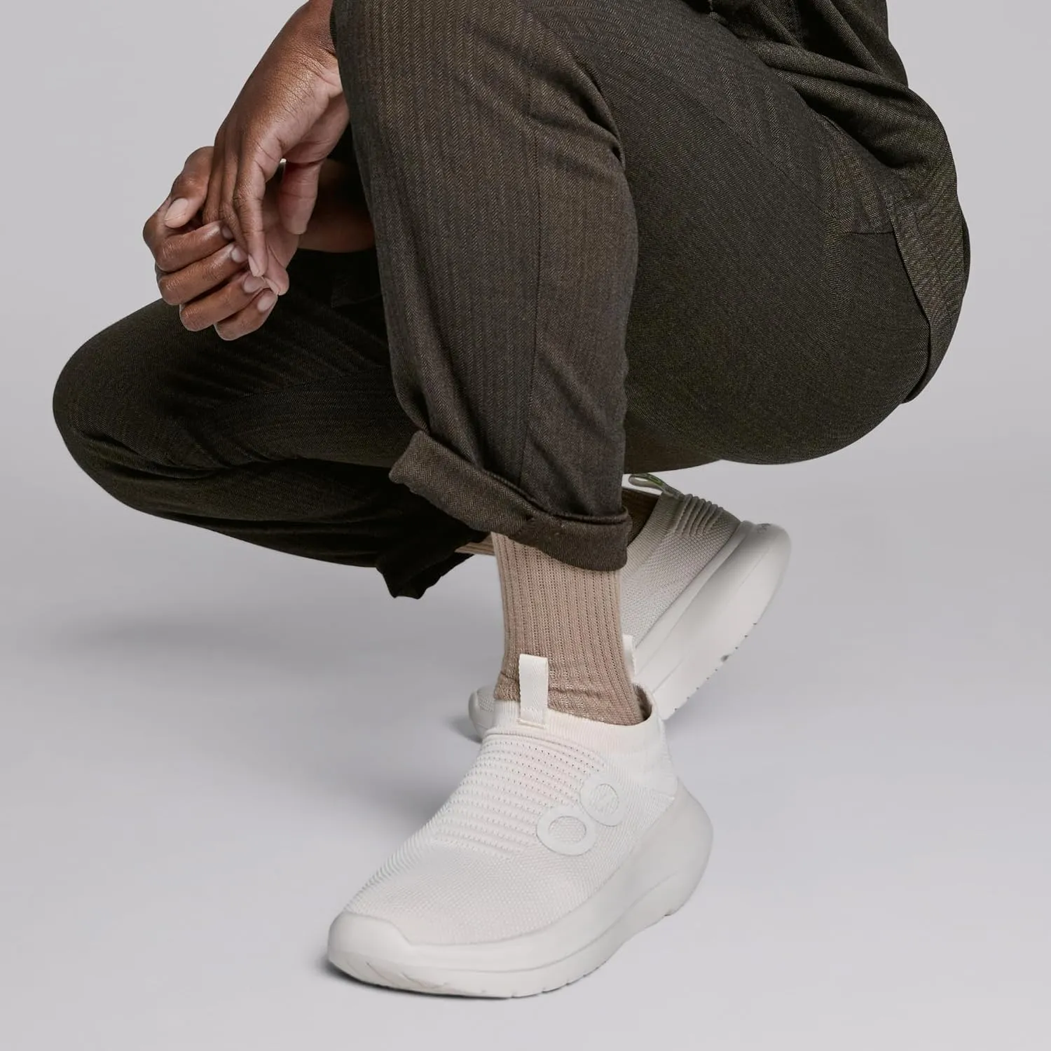 OOFOS Men's Oomy Zen Sneaker