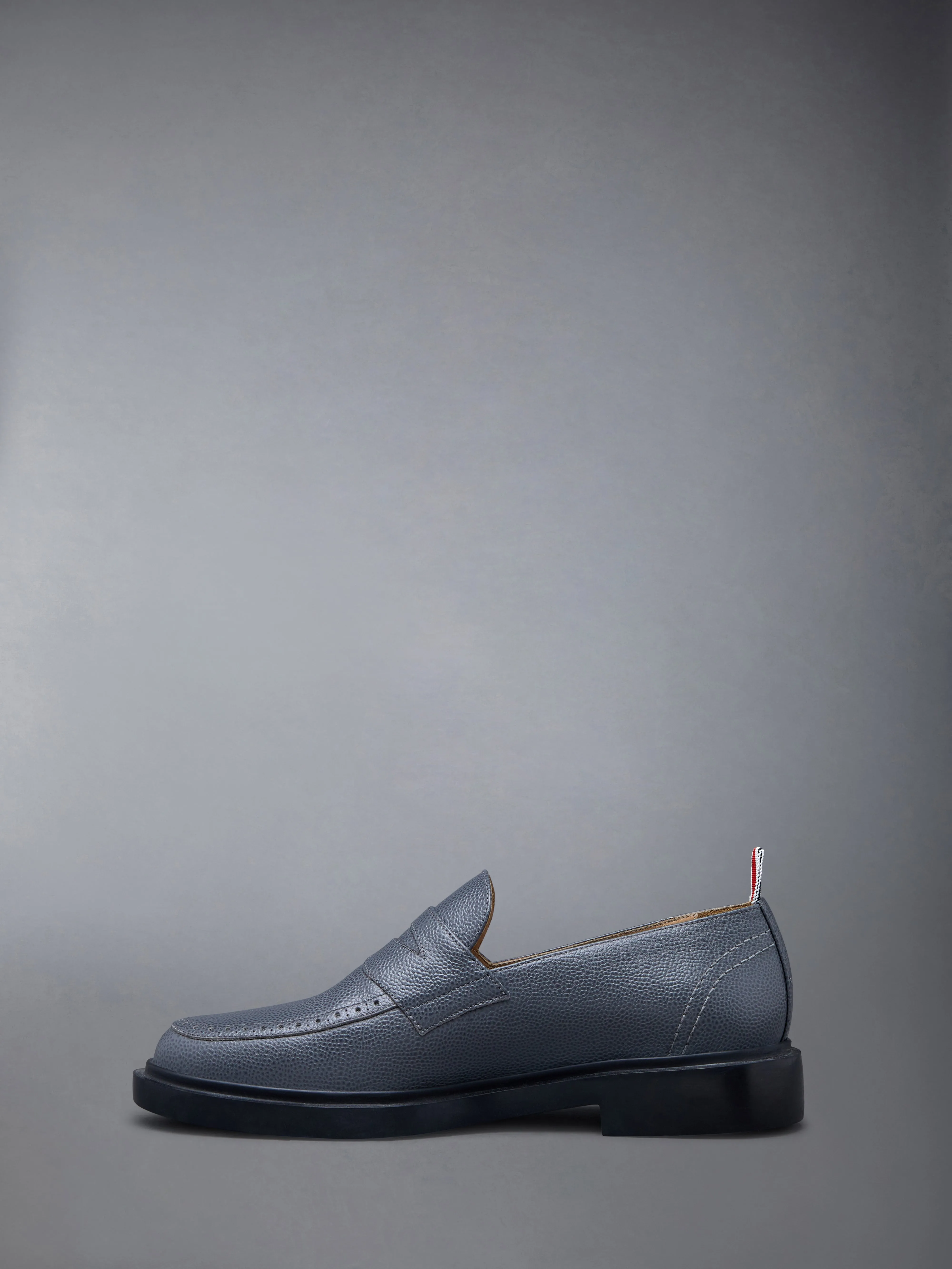 Pebble Grain Leather Rubber Sole Penny Loafer