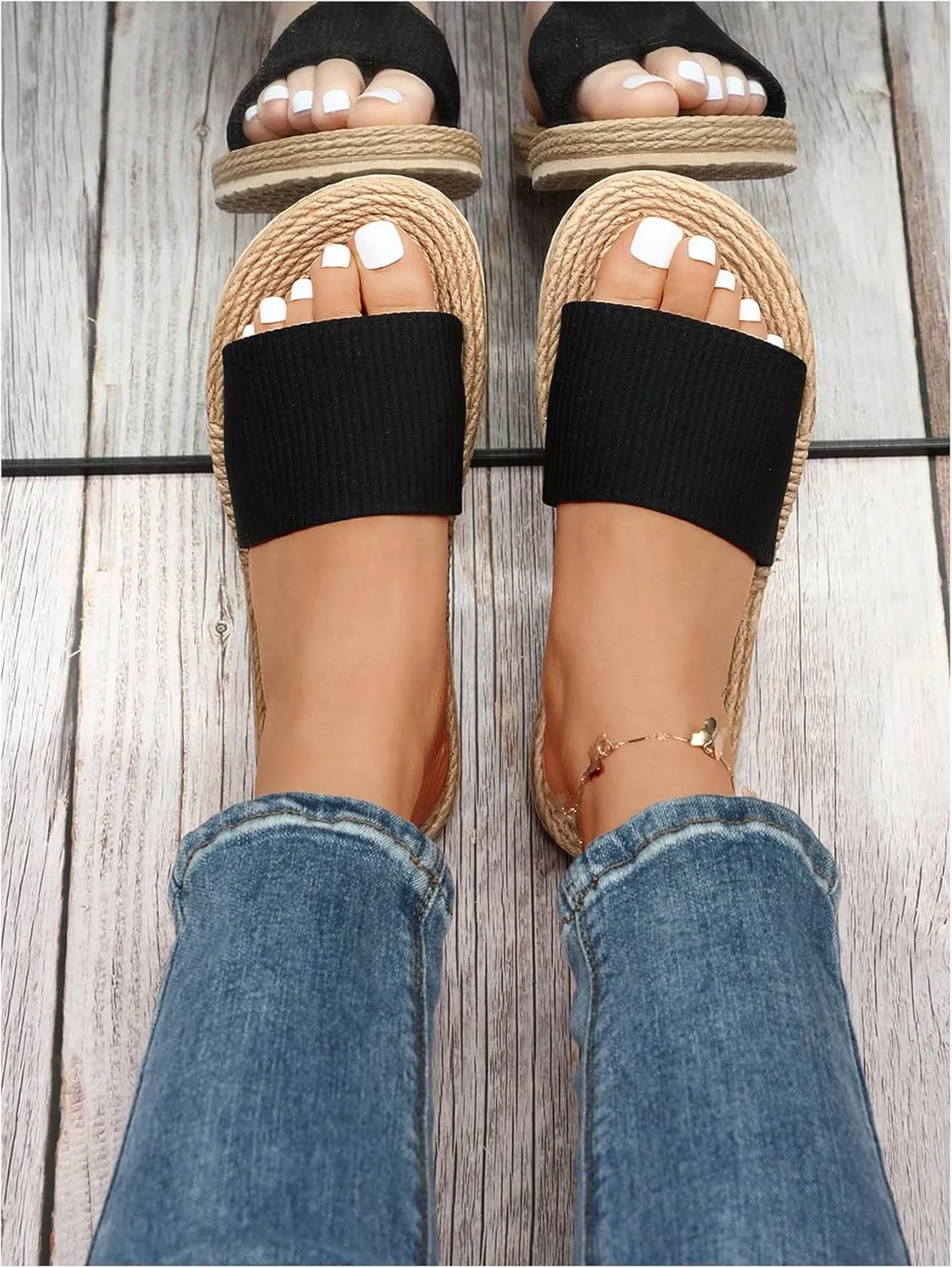 SweatyRocks Women's Open Toe Woven Flat Sandals Single Band Boho Beach Sandals Outdoor Shoes